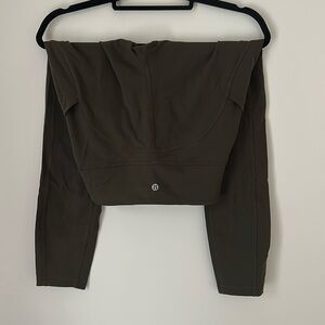 Lululemon wundertrain with pockets size 6